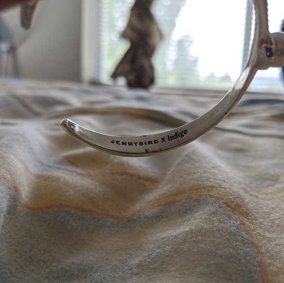 Jenny Bird x Indigo Pearl cuff bracelet - Picture 5 of 5